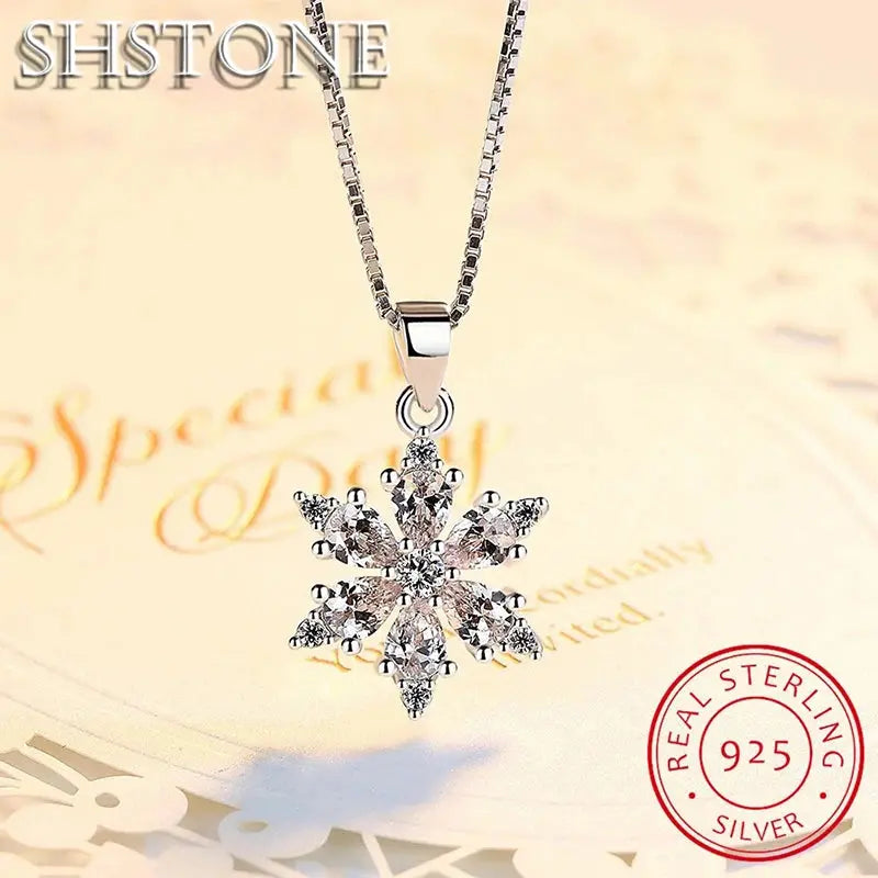 925 Sterling Silver Zircon Snowflake Pendant - Yinkus Jewellery