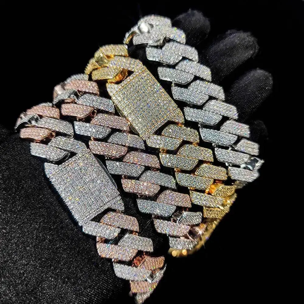 Iced Out Cuban Link Chain 18K Gold - Yinkus Jewellery