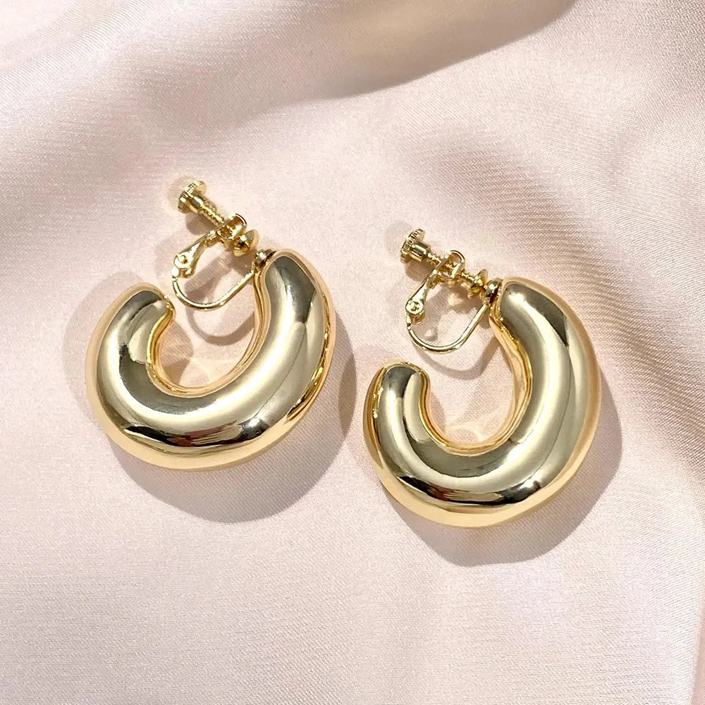 Minimalist Gold Big Hoop Clip Earrings 2023 New In Fashionable Circle Non Pierced Earrings Party Friends and Girl Jewelry Gift Yinkus Jewellery  