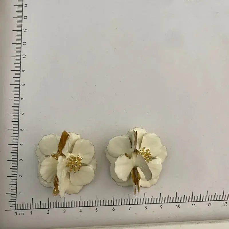 Unique Big Flower Stud Earrings Exaggerate Red Flowers Earrings Korean Style Exquisite White Camellia Earring Statement Jewelry - Yinkus Jewellery